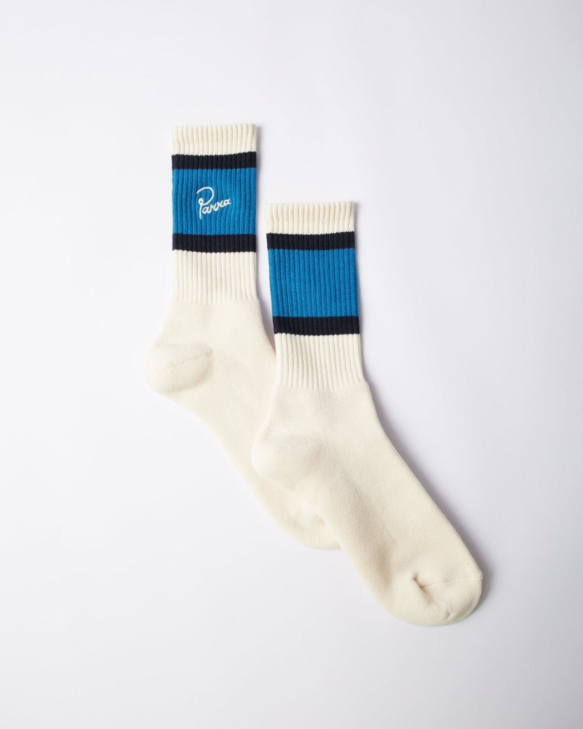 BY PARRA SCRIPT LOGO CREW SOCKS