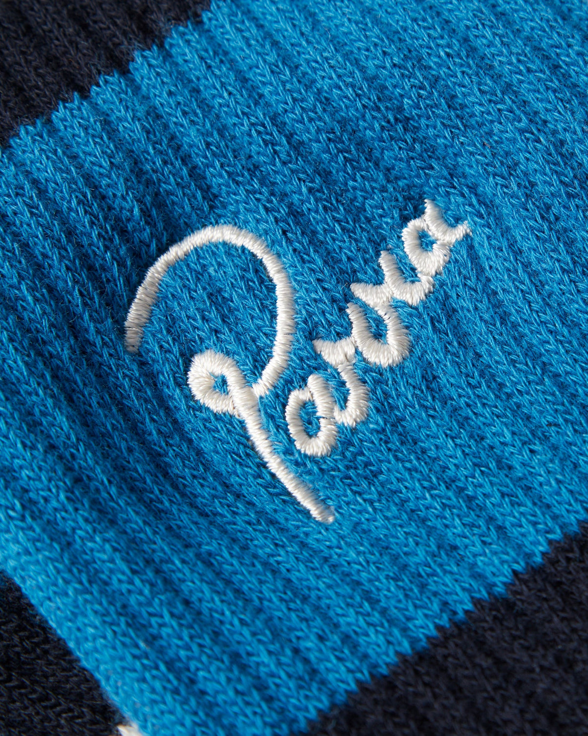 BY PARRA SCRIPT LOGO CREW SOCKS