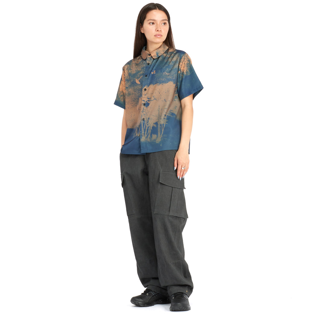 DIME DAY OFF BUTTON UP
